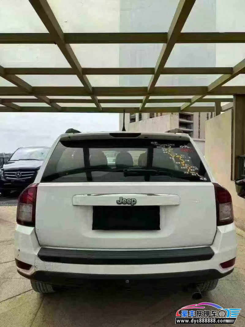 15年Jeep指南者SUV抵押车出售