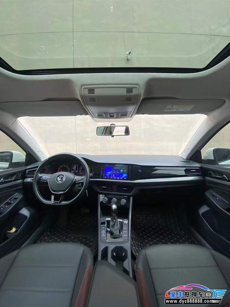 22年大众宝来轿车抵押车出售