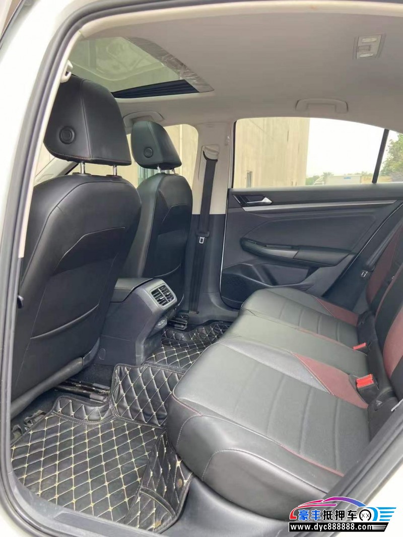 22年大众宝来轿车抵押车出售