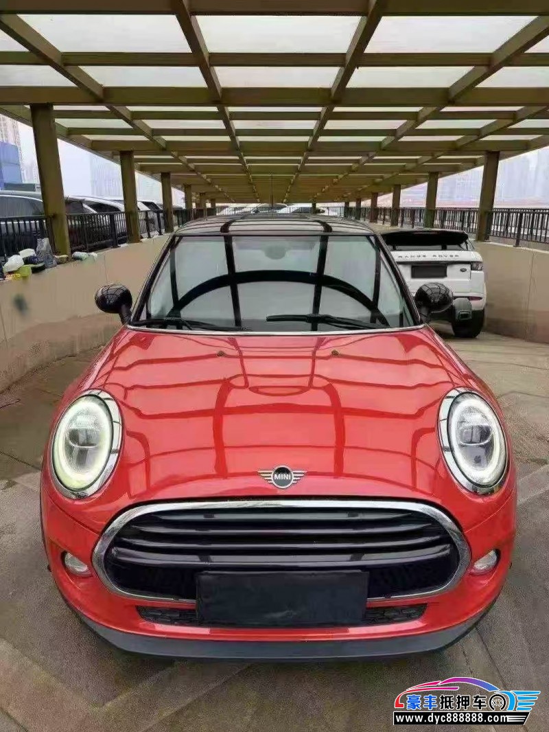 19年宝马MINISUV抵押车出售