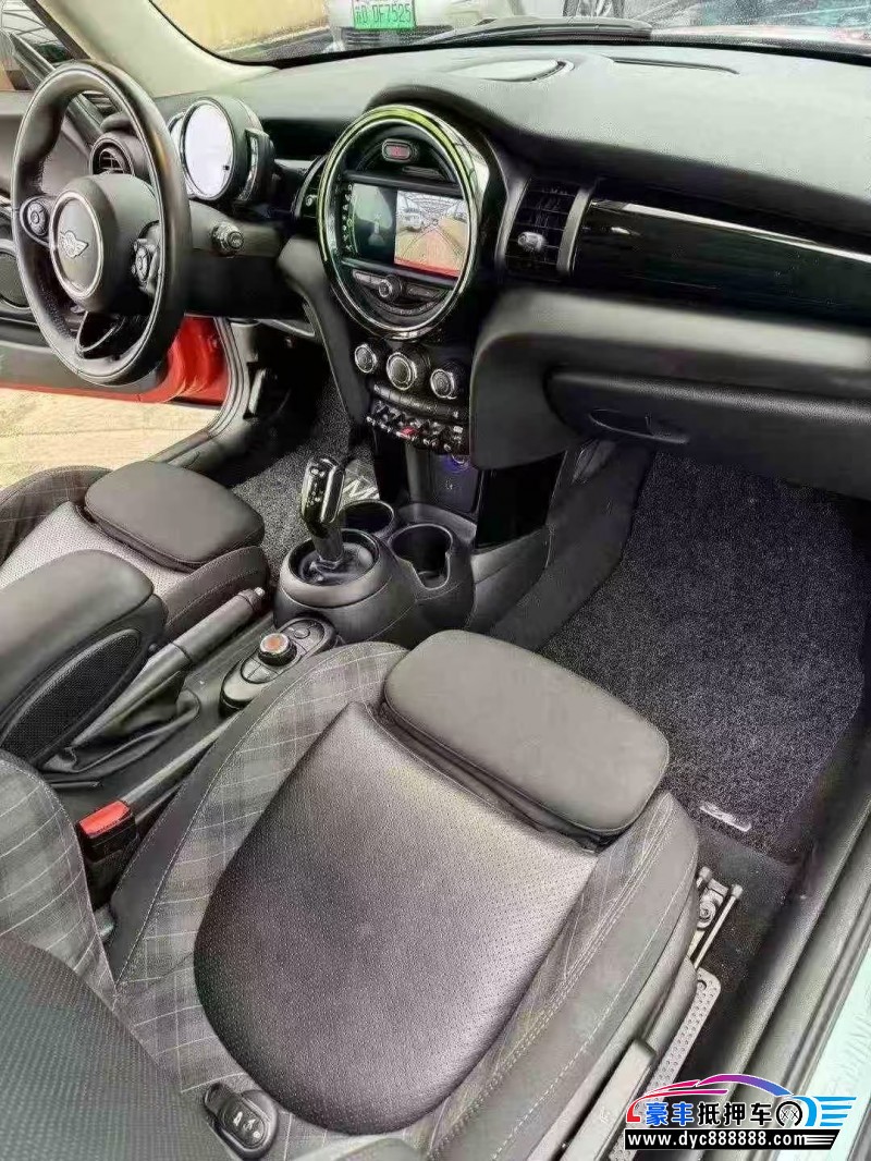 19年宝马MINISUV抵押车出售