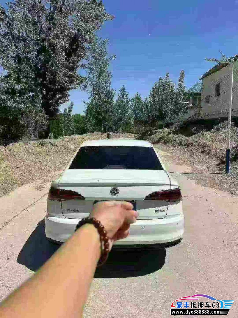 21年大众宝来轿车抵押车出售