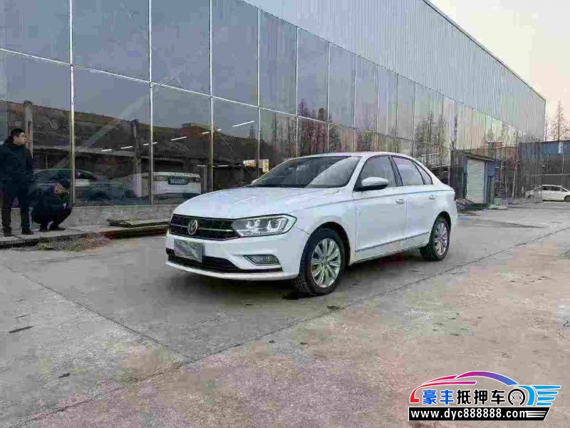 18年大众宝来轿车抵押车出售