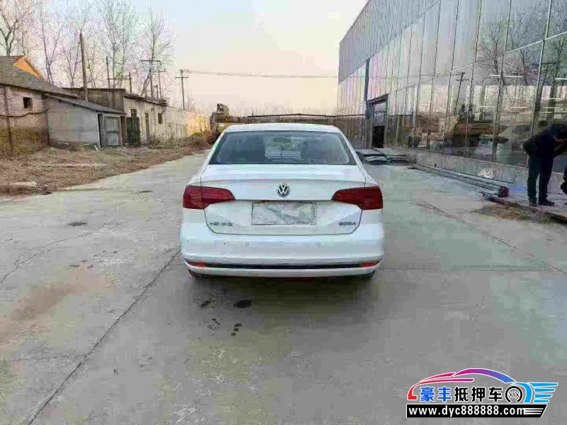 18年大众宝来轿车抵押车出售