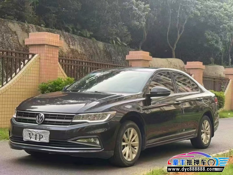 18年大众宝来轿车抵押车出售