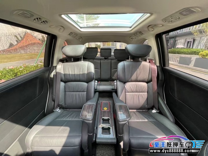 18年本田艾力绅轿车抵押车出售