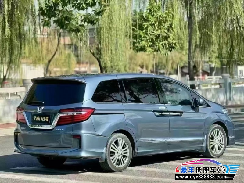 16年本田艾力绅轿车抵押车出售