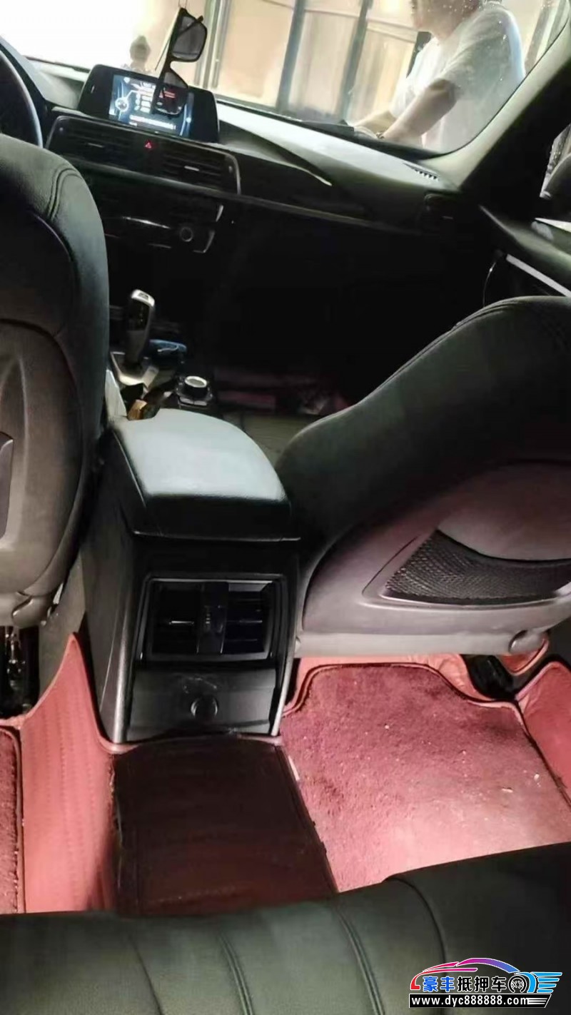 16年宝马3系轿车抵押车出售