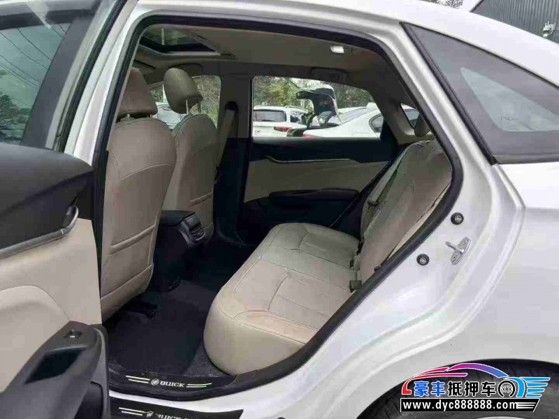 20年别克英朗轿车抵押车出售