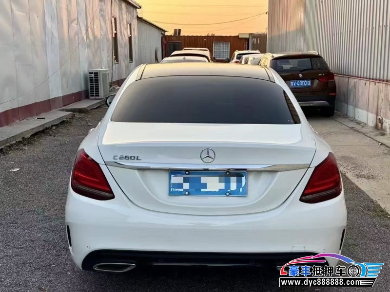 21年奔驰C轿车抵押车出售