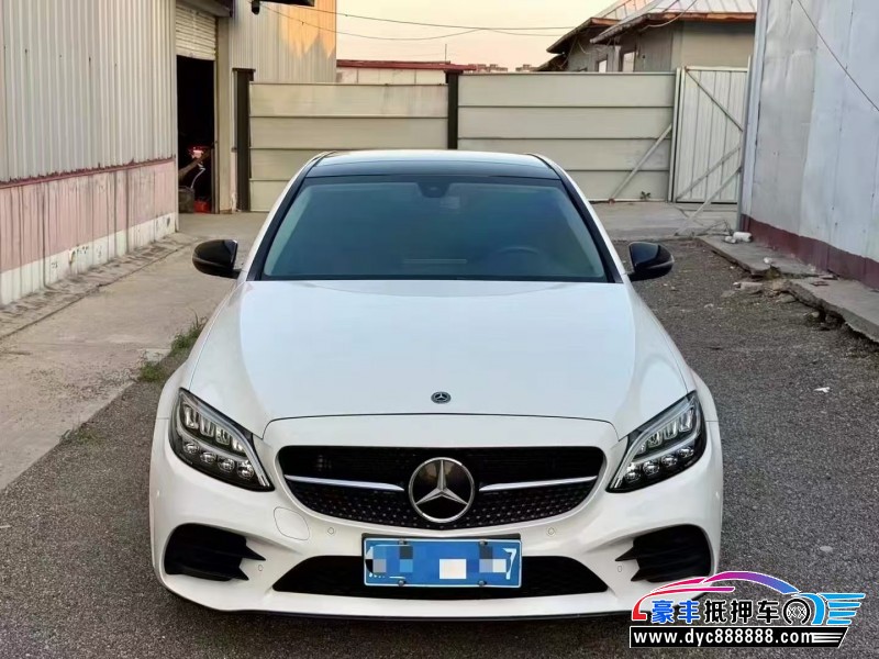 21年奔驰C轿车抵押车出售