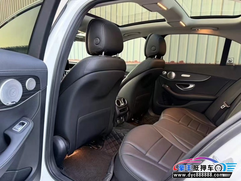 21年奔驰C轿车抵押车出售