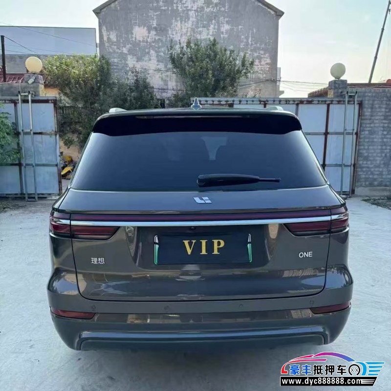 21年理想ONE轿车抵押车出售