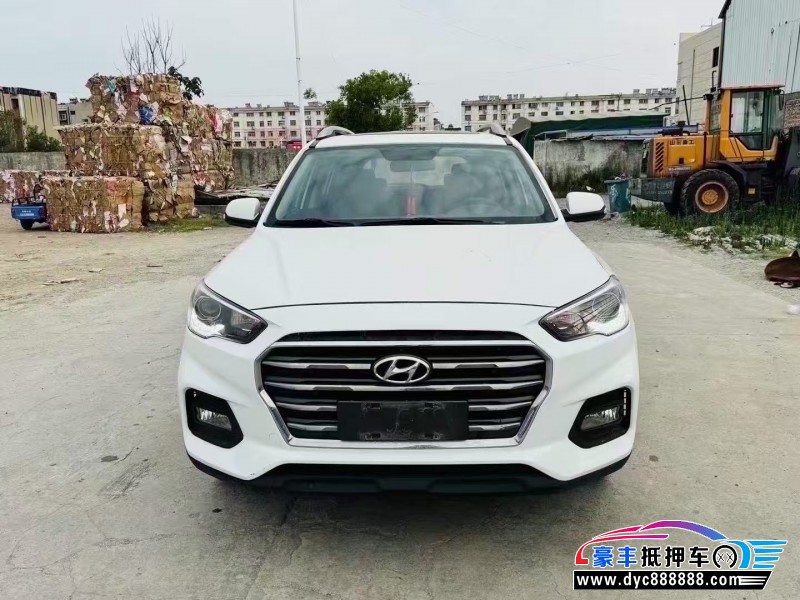 18年现代ix35轿车抵押车出售