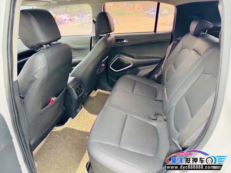 18年现代ix35轿车抵押车出售