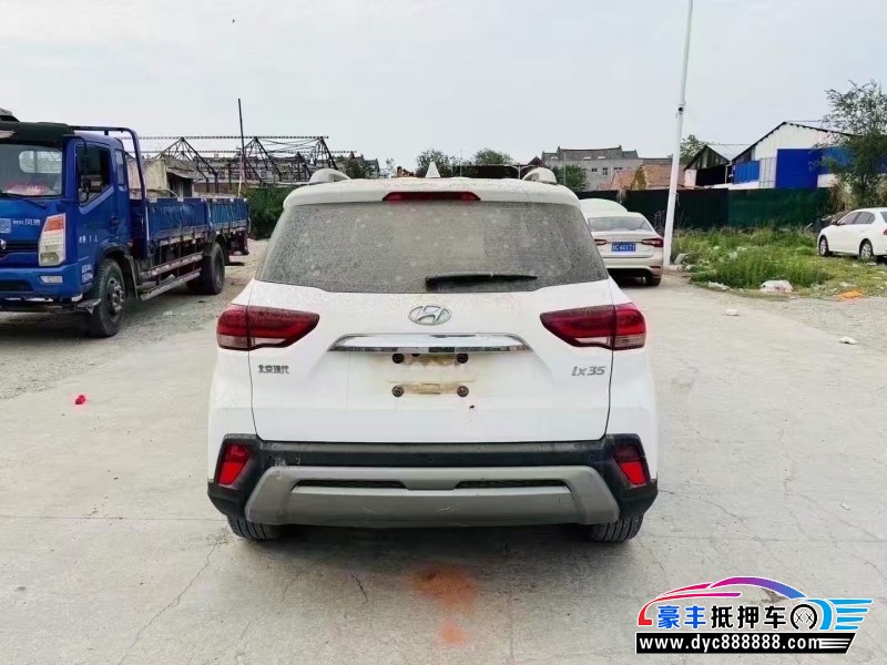 18年现代ix35轿车抵押车出售