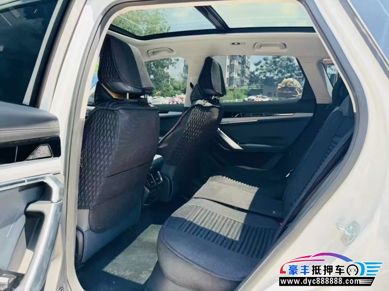 25年吉利博越轿车抵押车出售