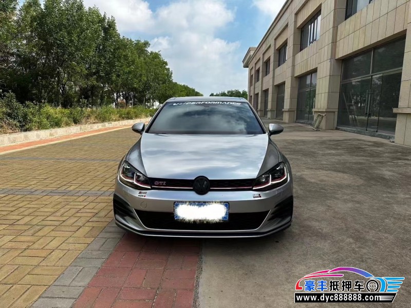 18年大众高尔夫轿车抵押车出售