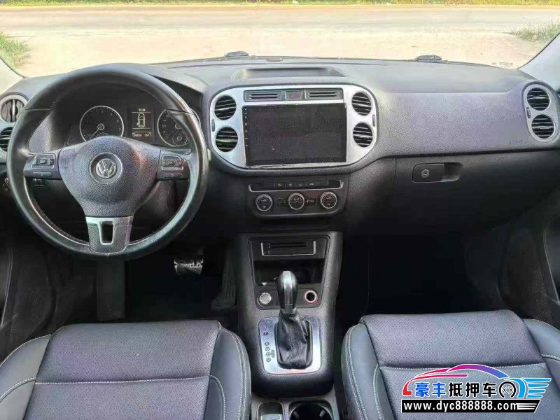 14年大众途观轿车抵押车出售