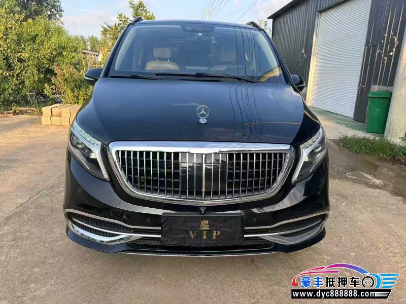 19年奔驰V轿车抵押车出售