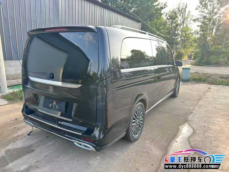 19年奔驰V轿车抵押车出售