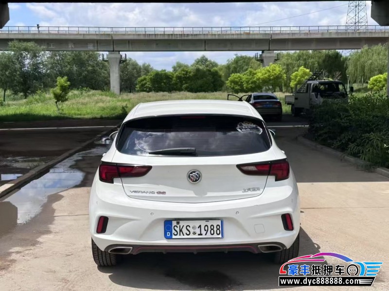 18年别克威朗轿车抵押车出售