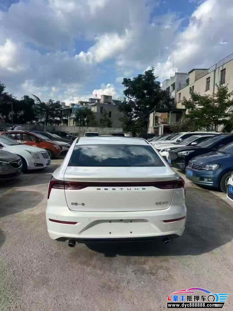 25年奔腾B70轿车抵押车出售