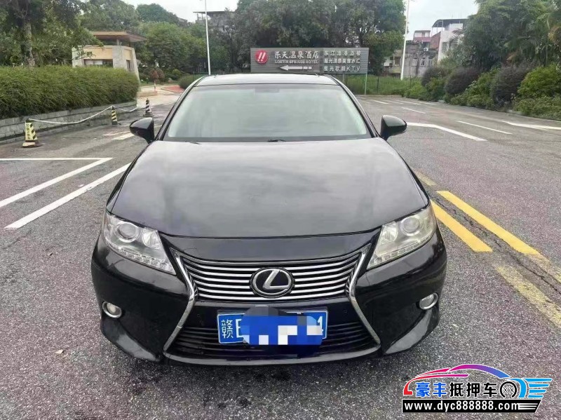 13年雷克萨斯ES轿车抵押车出售
