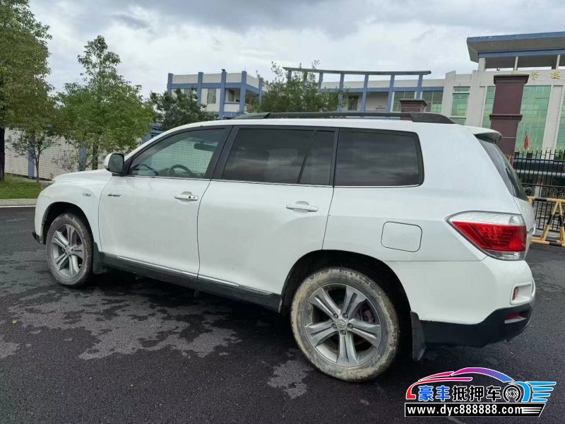 14年丰田汉兰达轿车抵押车出售