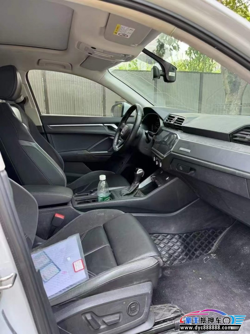 21年奥迪Q3轿车抵押车出售