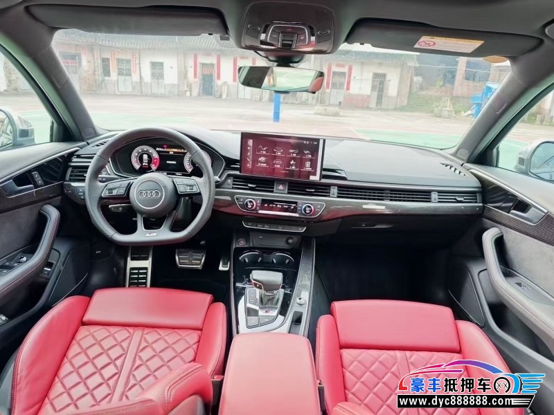 24年奥迪S4轿车抵押车出售