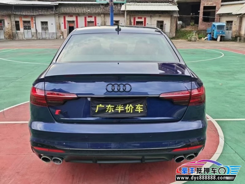 24年奥迪S4轿车抵押车出售