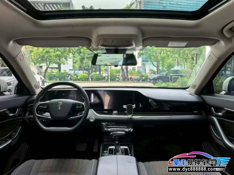 23年奔腾B70轿车抵押车出售