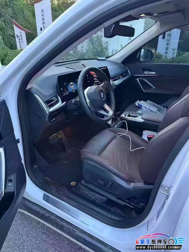 24年宝马X1轿车抵押车出售
