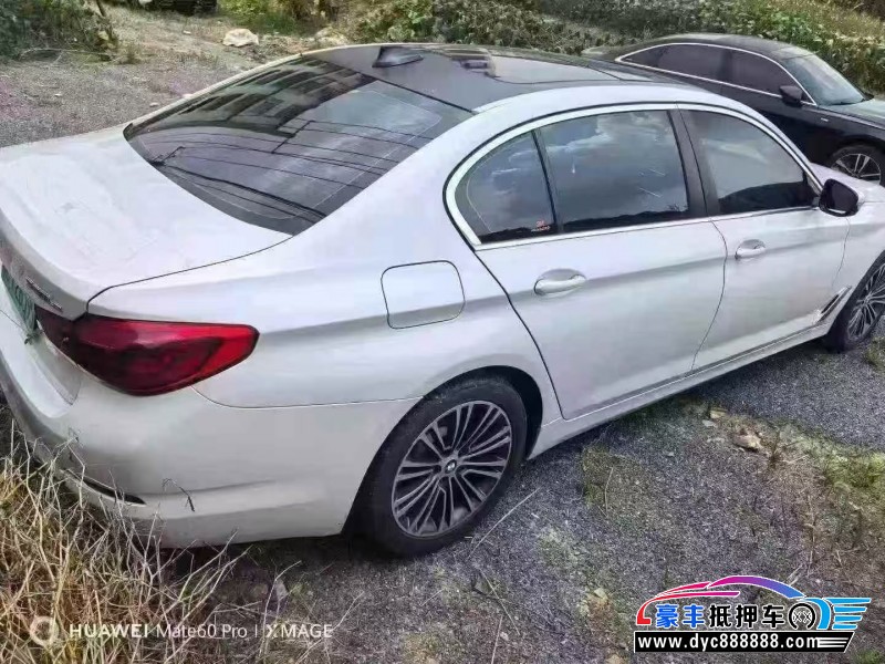 20年宝马5系轿车抵押车出售