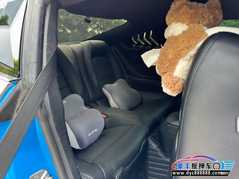 18年福特野马轿车抵押车出售