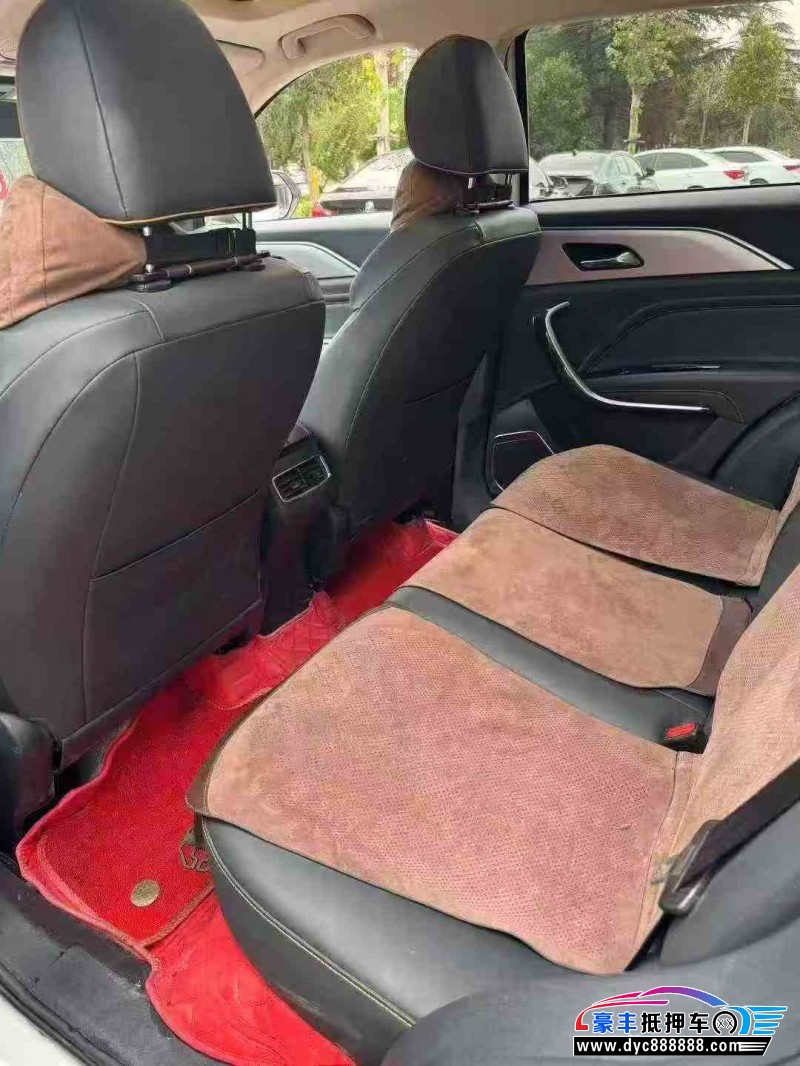 23年奔腾T77轿车抵押车出售