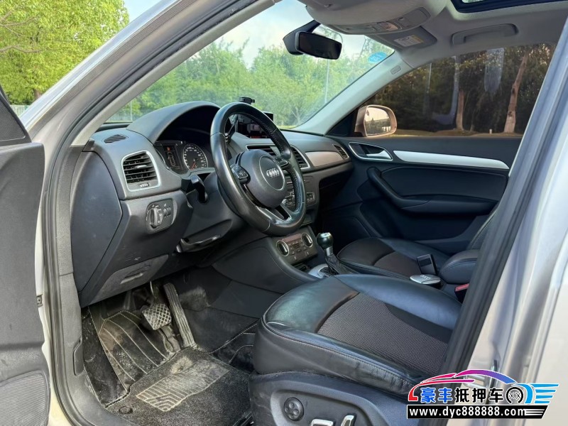 17年奥迪Q3轿车抵押车出售