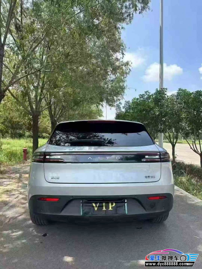 22年华为问界轿车抵押车出售