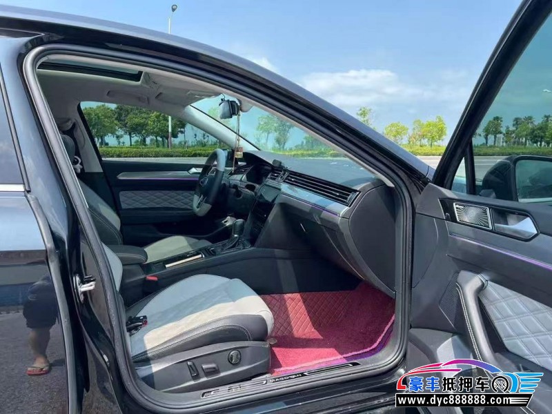 23年大众迈腾轿车抵押车出售