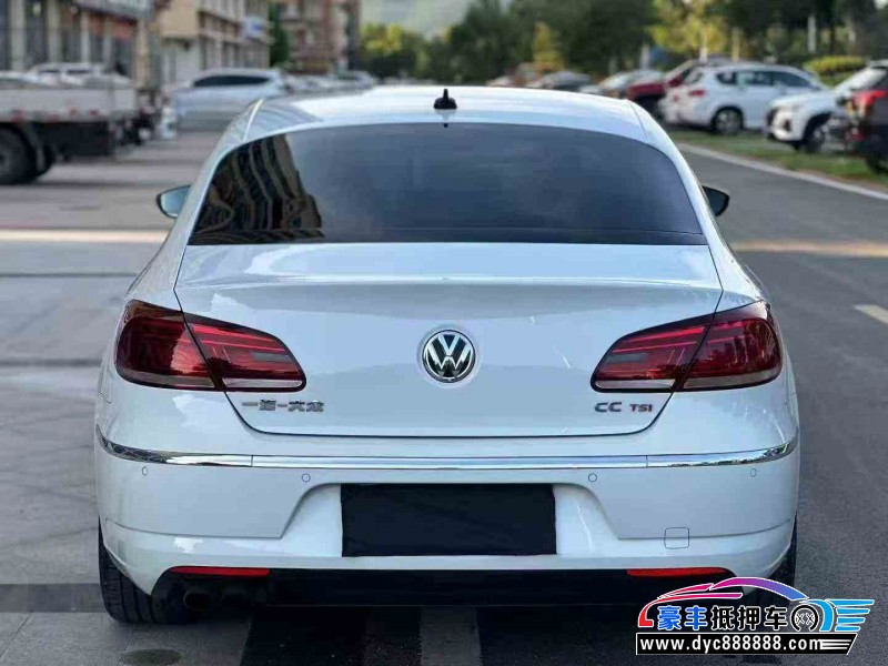 15年大众CC轿车抵押车出售