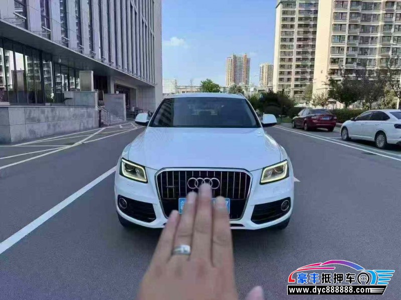 抵押车出售15年奥迪Q5轿车