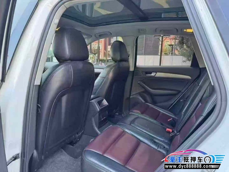 15年奥迪Q5轿车抵押车出售