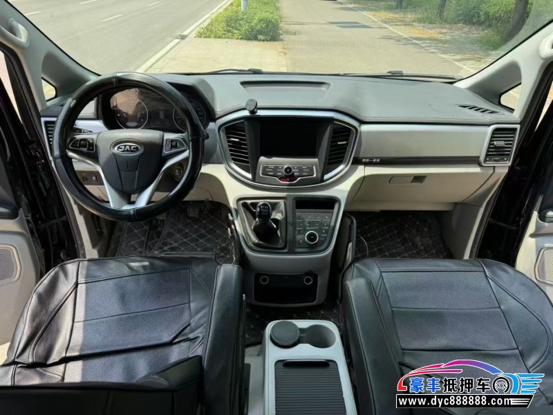 21年江淮瑞风M4轿车抵押车出售