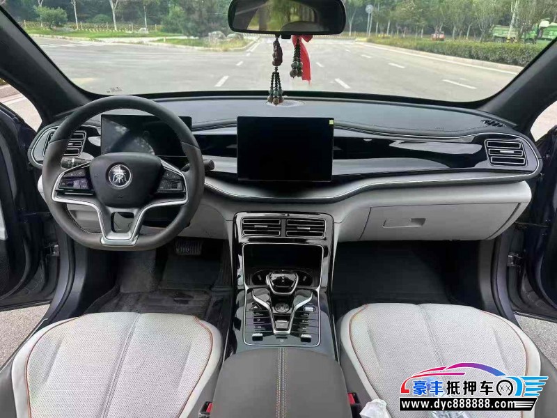 24年比亚迪秦轿车抵押车出售