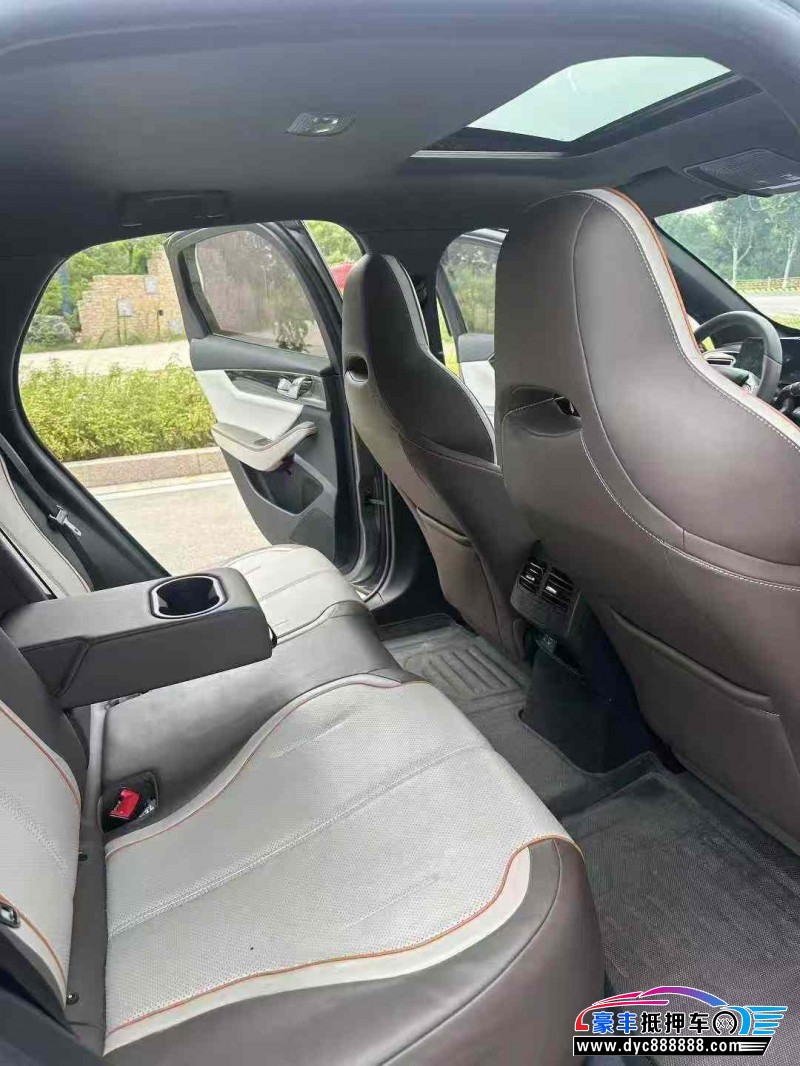 24年比亚迪秦轿车抵押车出售