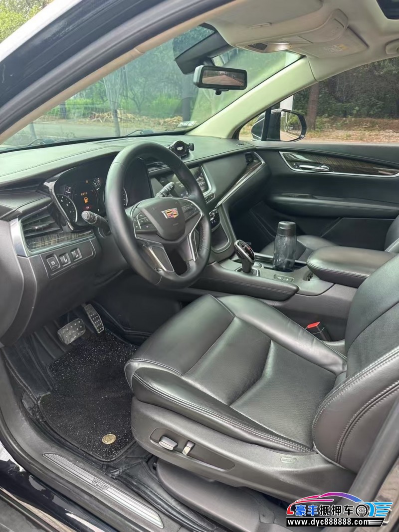 18年凯迪拉克XT5轿车抵押车出售