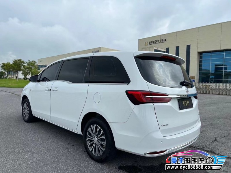 24年别克GL8轿车抵押车出售