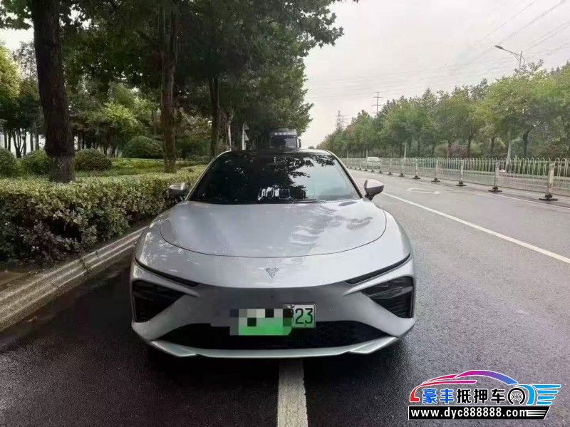 23年哪吒S轿车抵押车出售