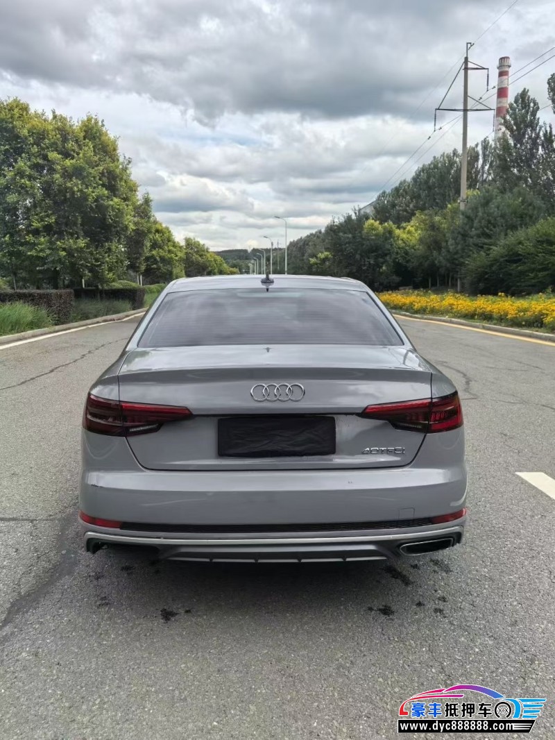 20年奥迪A4轿车抵押车出售